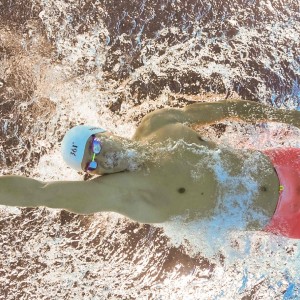 爱游戏首页入口-德国男子跳水选手在双人10米跳台比赛中获得银牌，德国女子双人跳水